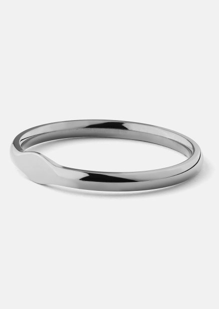 Initial Ring – Verzilverd