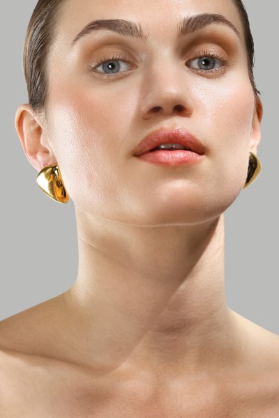 Oorbellen Bold Curve – 18k Verguld