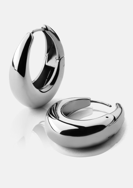 Oorbellen Bold Curve – Verzilverd