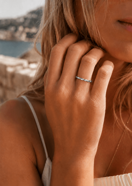 Ring Twist Whisper - Verzilverd