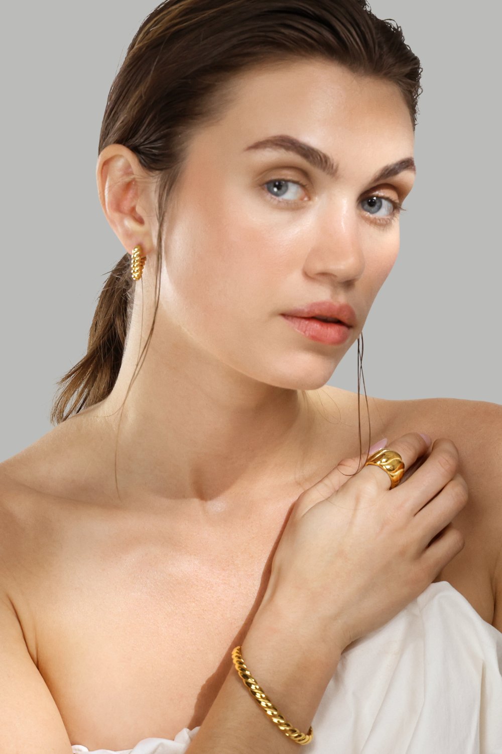 Oorbellen Twisted Heart – 18k Verguld